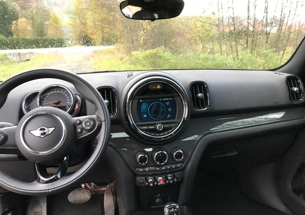 MINI Countryman cena 93000 przebieg: 11700, rok produkcji 2020 z Góra małe 106
